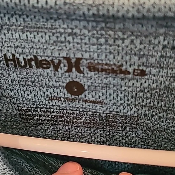 Mens Hurley Shirt - Picture 2 of 2